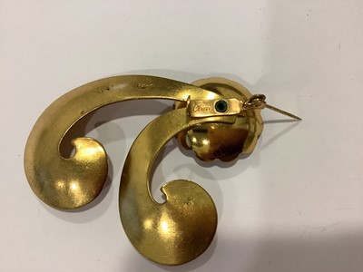 Lot 245 - A varied collection of vintage costume jewellery, Sphinx, Butler & Wilson, Coro, Monet