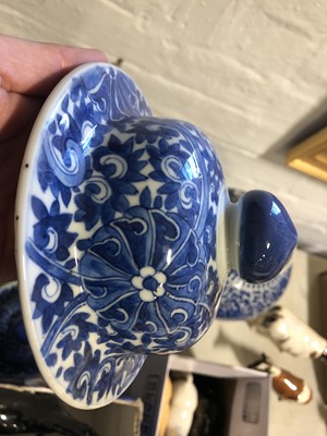 Lot 1 - A pair of Chinese blue and white covered vases