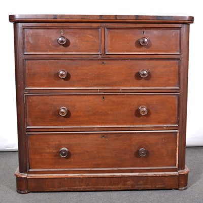 Lot 463 - Victorian mahogany chest of drawers