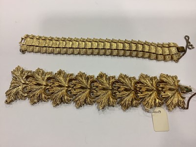 Lot 291 - Bold retro costume jewellery, 1960's/70's, Monet, Coro, Laurana, Corocraft, Giovanni.