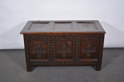 Lot 576 - Joined oak coffer