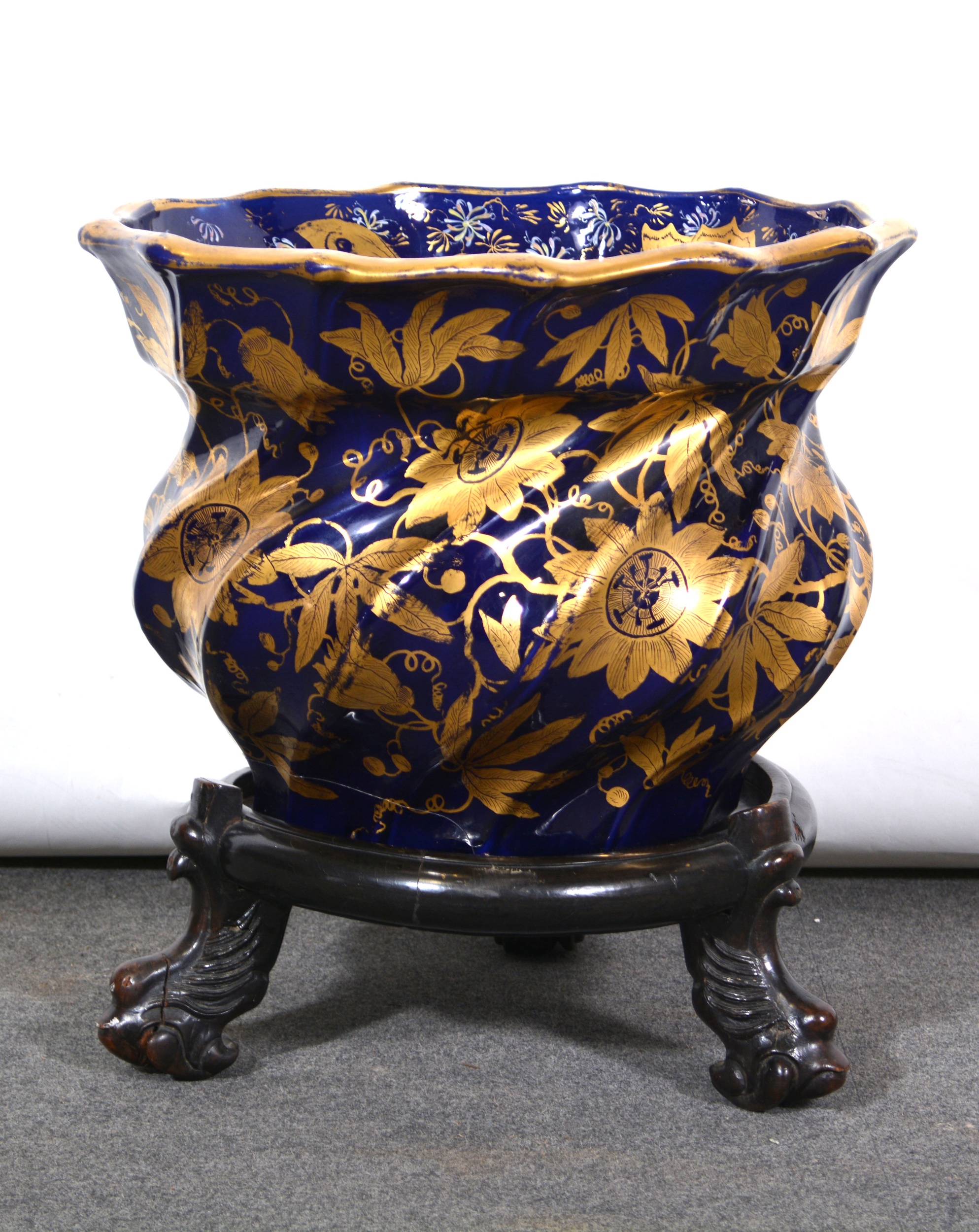 Lot 73 Large Victorian Masons Ironstone jardiniere,