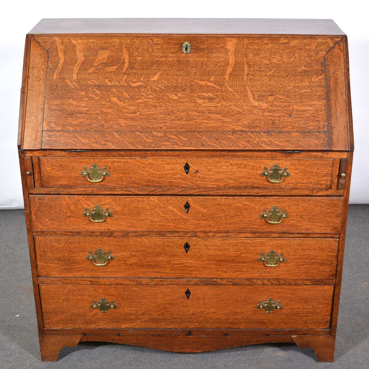 Lot 462 - George III oak bureau