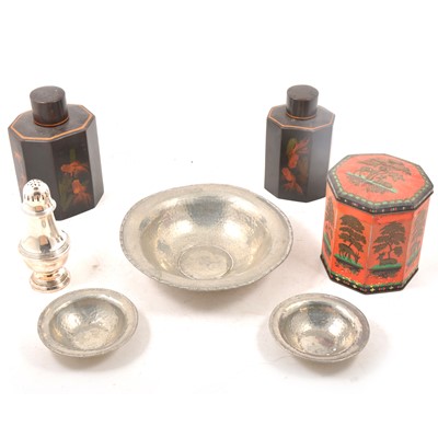 Lot 125 - wo Japanese octagonal lacquered caddy jars; tin octagonal tea box etc