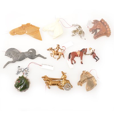 Lot 292 - Ten equestrian themed costume jewellery brooches, horses, carriages, bakelite, ivorine.