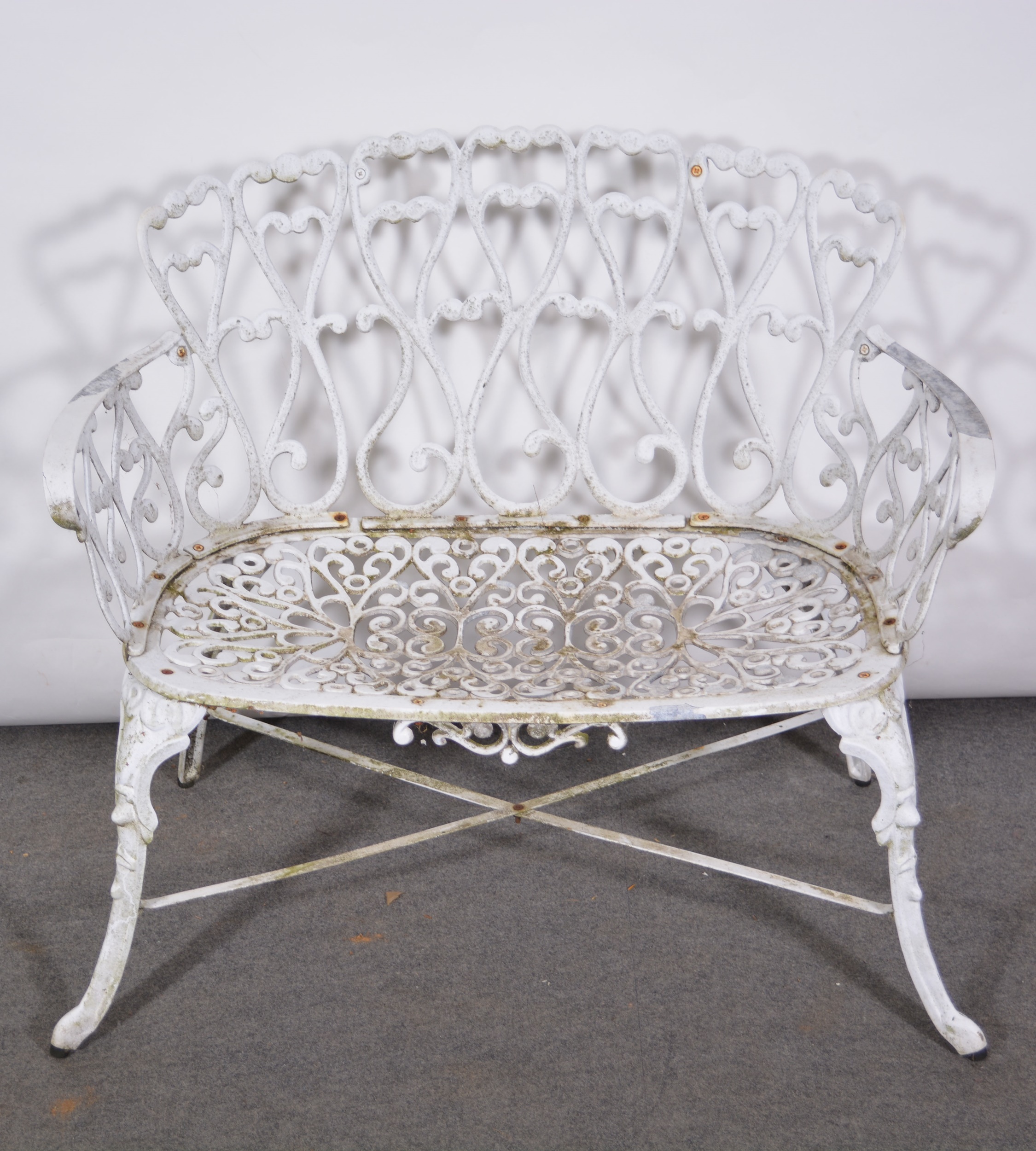 Lot 588 White painted aluminium four piece patio set,