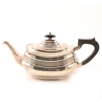 Lot 380 - A silver teapot, Mappin & Webb, Sheffield date mark rubbed