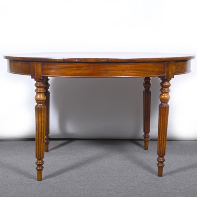 Lot 443 - Mahogany breakfast table.