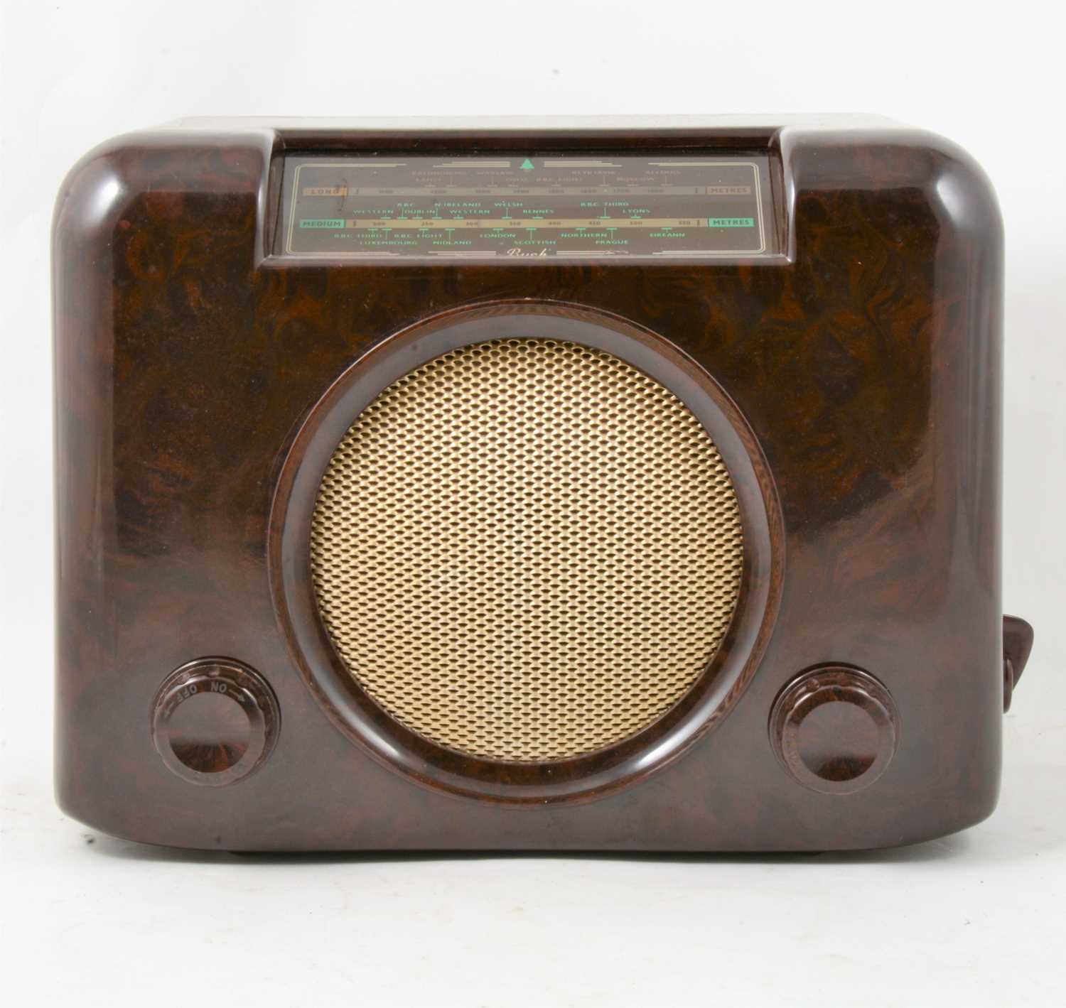Lot 16 - Bush type DAC 90A Bakelite radio.