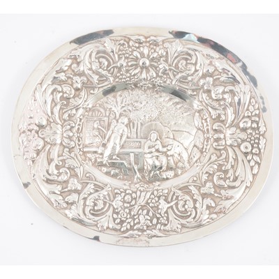 Lot 224 - A Victorian silver oval display dish, Lambert & Co, London 1889.
