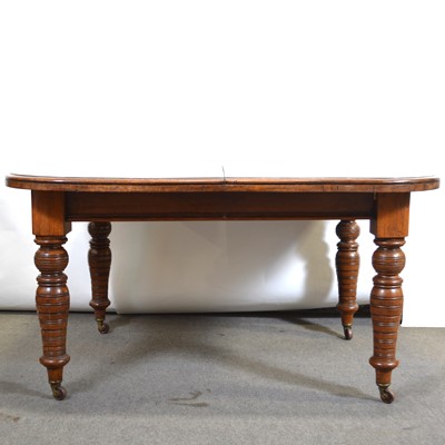 Lot 518 - Victorian oak wind-out dining table