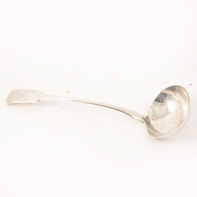 Lot 386 - Silver soup ladle by William Welch II, Exeter 1823, fiddle pattern.