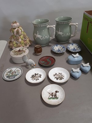 Lot 7 - Collection of ceramics