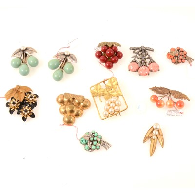 Lot 274 - Ten vintage bunches of grapes and fruit  themed costume jewellery