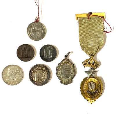 Lot 126 - Victoria visit to the City of London 1837, small white metal medal, and others