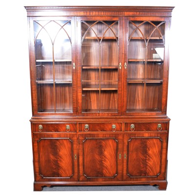 Lot 526 - Reproduction mahogany bookcase in the Georgian style.