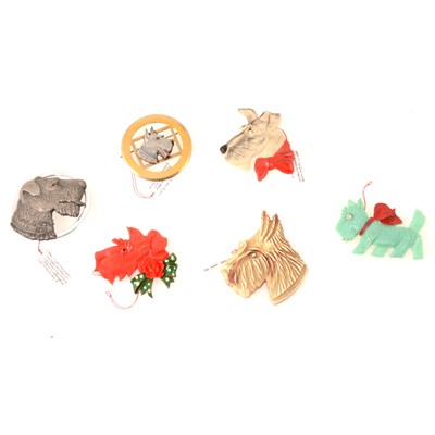 Lot 294 - Six large novelty vintage Scottie dog brooches, celluloid, bakelite, metal, 50mm to 60mm