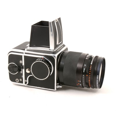 Lot 137 - Hasselblad 500c/m medium format camera