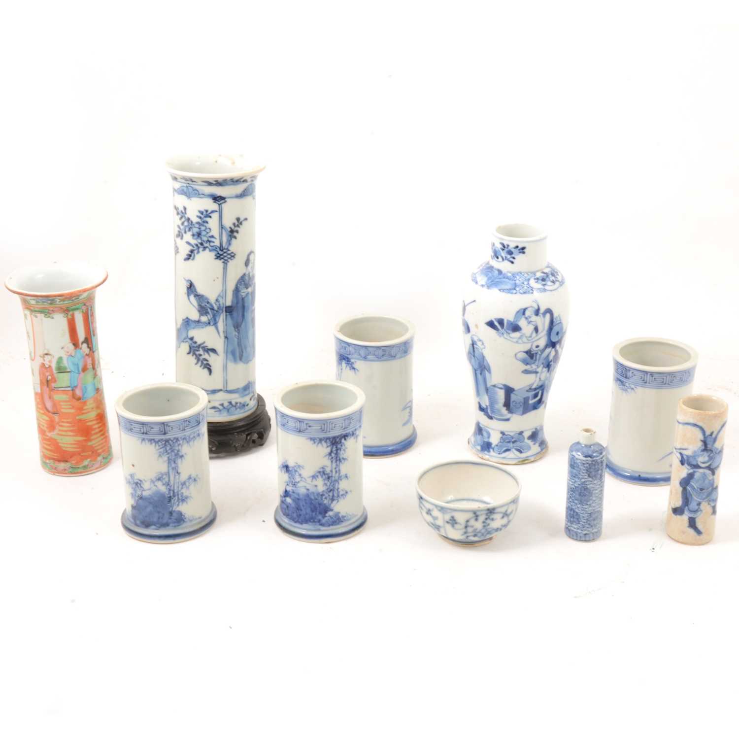 Lot 38 - Chinese and Japanese vases.