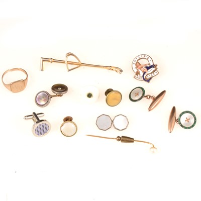 Lot 316 - Gentleman's cufflinks, studs, tie pin, Butlin's Badge, broken gold ring.