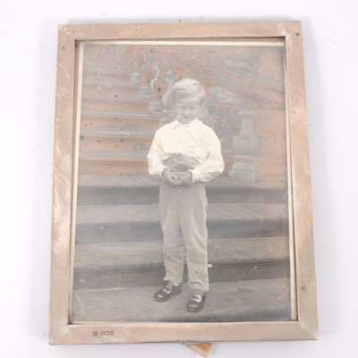 Lot 202 - Edwardian silver photograph frame