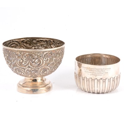 Lot 218 - Silver pedestal bowl and a basin