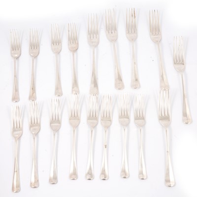 Lot 221 - Silver cutlery