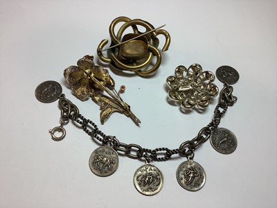 Lot 305 - Tin of vintage costume jewellery.