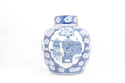 Lot 20 - Large Chinese blue and white ginger jar and cover