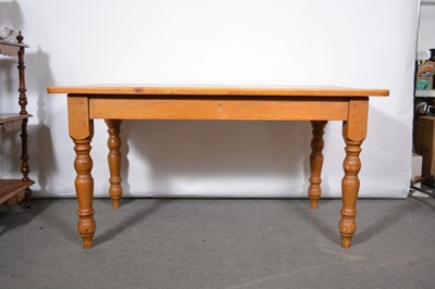 Lot 452 - Pine farmhouse kitchen table