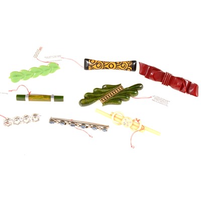 Lot 365 - Eight vintage bar brooches, bakelite, paste, celluloid.