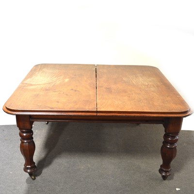 Lot 508 - Victorian mahogany pull-out dining table.