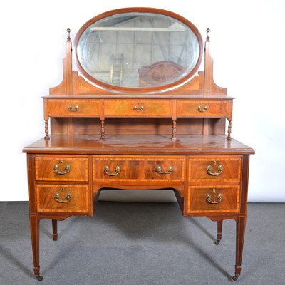 Lot 615 - Victorian mahogany dressing table and matching washstand