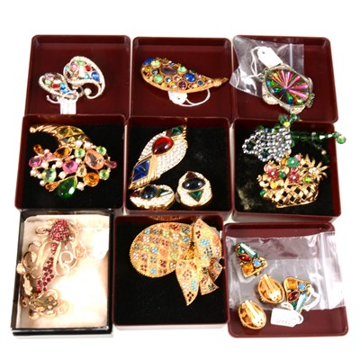 Lot 380 - Vintage multi-coloured stone costume jewellery, Exquisite, Nina Ricci Paris, Hollywood.