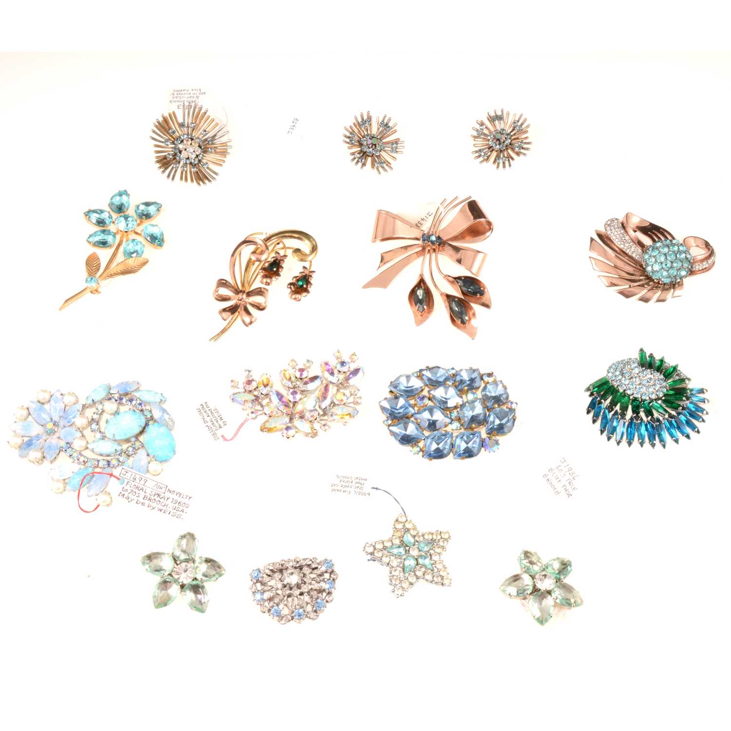 Lot 352 - Vintage costume jewellery with faux aquamarines, blue topaz and aurora paste.