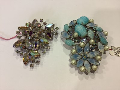 Lot 352 - Vintage costume jewellery with faux aquamarines, blue topaz and aurora paste.