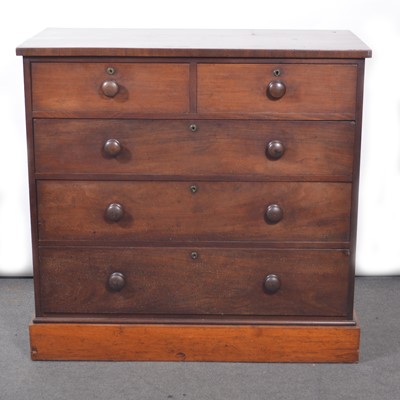 Lot 493 - Victorian mahogany chest of drawers