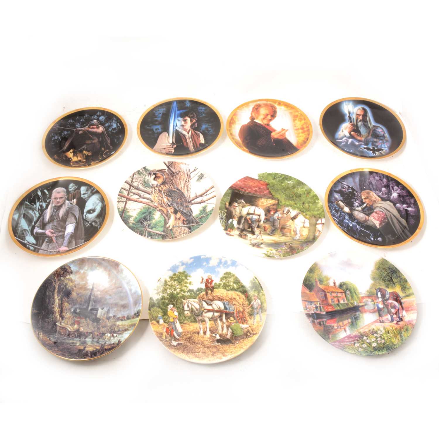 Lot 124 - Lord of the Rings collectors plates by Danbury Mint Wedgwood, and other collectors plates.