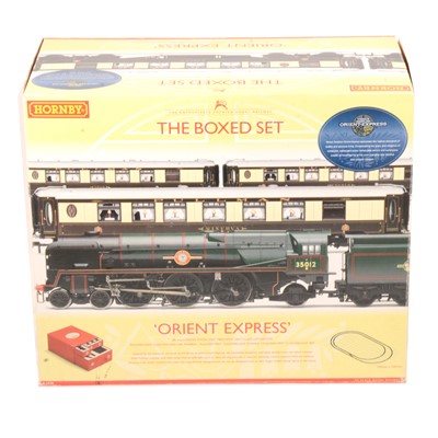Lot 116 - Hornby R1038 'Orient Express' box set.