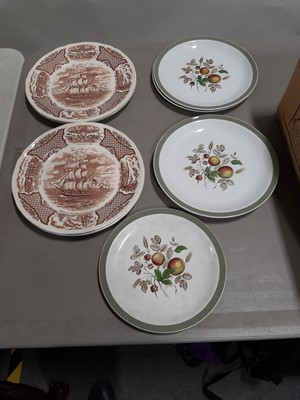 Lot 49 - Royal Crown Derby Derby Posies teaware, other Derby plates, etc.