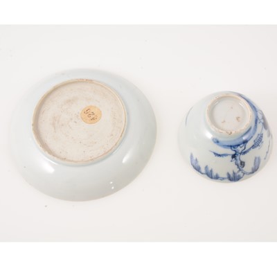 Lot 52 - Chinese blue and white teabowl and saucer