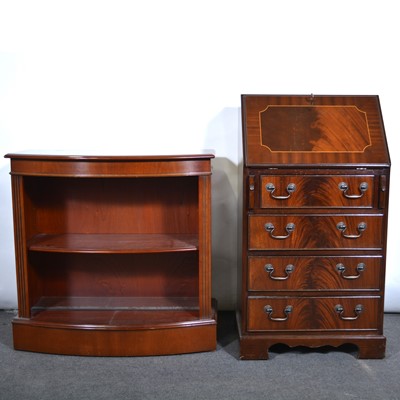 Lot 583 - Reproduction mahogany finish bureau