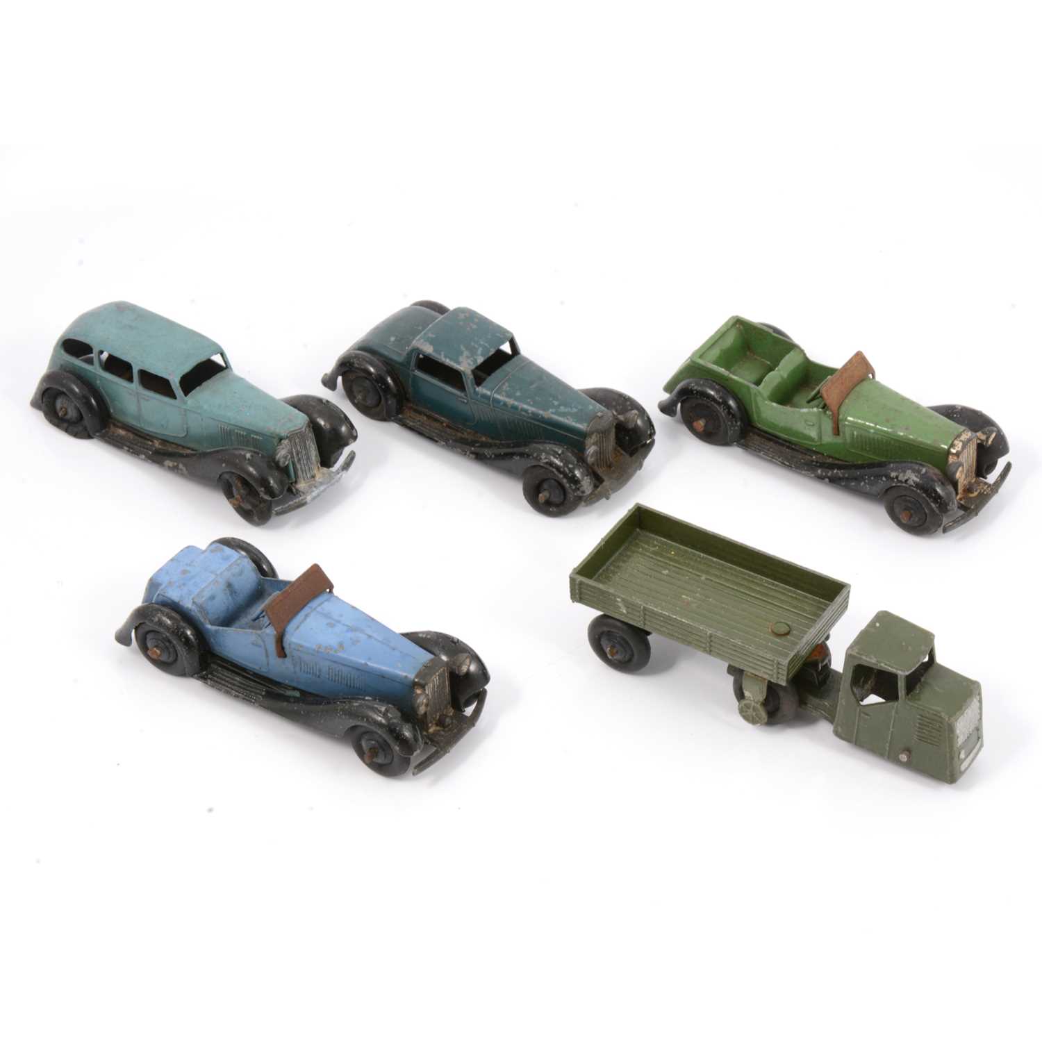 Lot 212 - Five Dinky Toys, 36a, 36b, 36e (x2), 33w