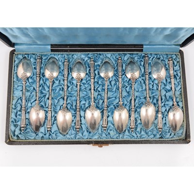 Lot 248 - Set of twelve French silver teaspoons, Henry Gabert, late 19th Century.