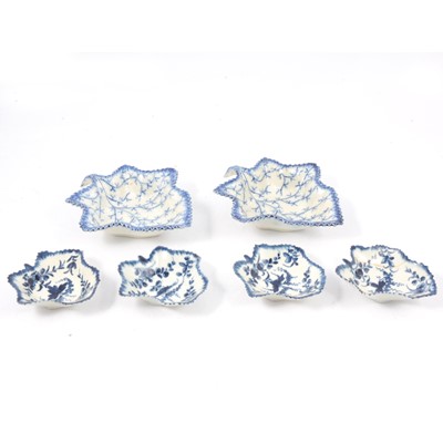 Lot 61 - Pair of First Period Worcester pickle dishes and others