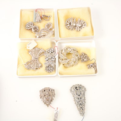 Lot 325 - Vintage paste set brooches, clips earrings, Pennino set.