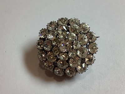 Lot 325 - Vintage paste set brooches, clips earrings, Pennino set.