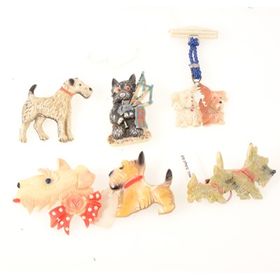 Lot 330 - Twelve novelty Scottie dog and other terrier brooches and hair clips, plastics, celluloid.