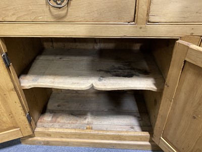 Lot 553 - Large pine kitchen dresser, with rack.