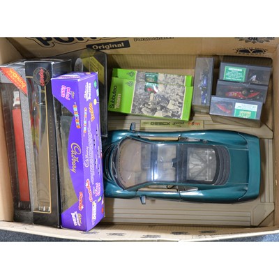 Lot 160 - Modern die-cast models and vehicles.